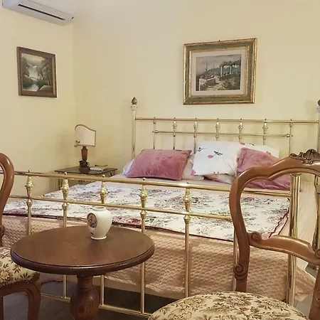 52 Булевард „Никола Петков“ *